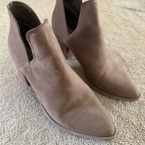 Steve Madden Tan Ankle Booties